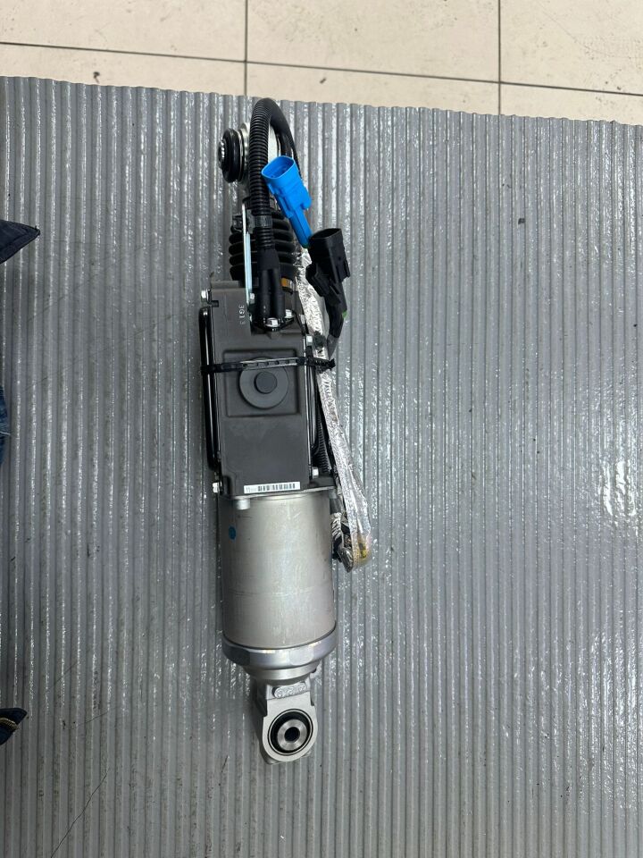 Talisman 4x4 Arka Teker Yönlendirme Motoru (4x4 Açı Motoru) 521530049R-521535949R-521531488R