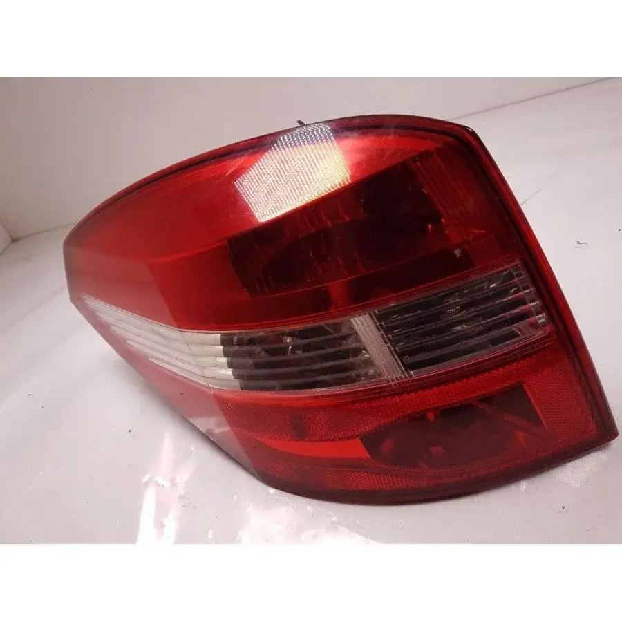 Laguna 3-III SW Sol Arka Stop Lambası Siyah (2008-2015) 265550021R -Renault Mais