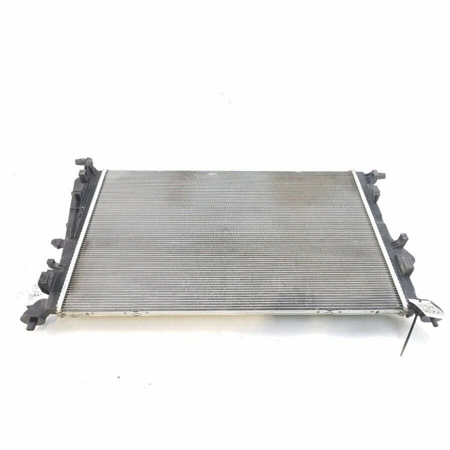 Megane 4-IV Motor Su Radyatörü 1.5 Dci K9K Adblue 214102845R -Mga