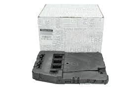 Megane 2-II Elektronik Bağlantı Ünitesi Decoder (3 Fişli) 8200306433-8200780028 -Renault Mais