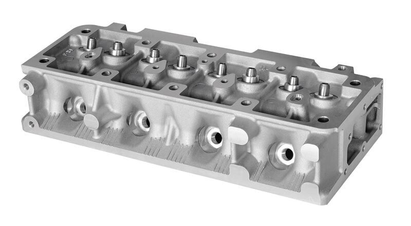 R12 Toros Silindir Kapağı 1.4 8V 7702252718-7700651367-7702131148 -Mga