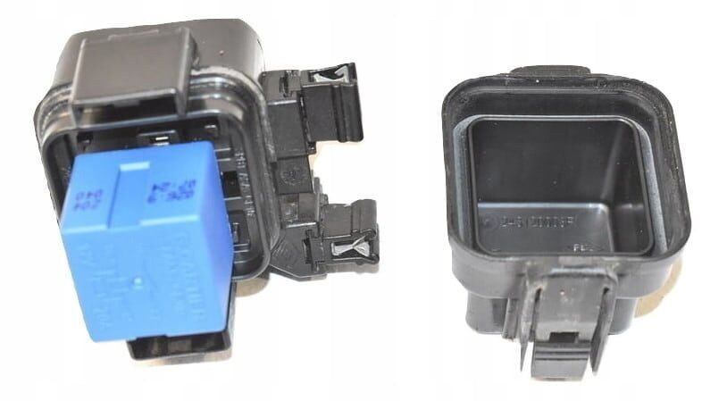 Megane 3-III Scenic 3-III Fluence Röle Sigorta Kutusu (2008-2016) 243800013R -Renault Mais