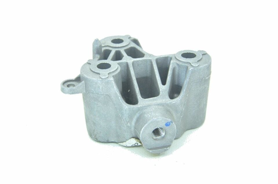 Clio 2-II Motor Bağlantı Takozu (Kulağı) 1.2 16V D4F (2003-2008) 8200034225 -Renault Mais