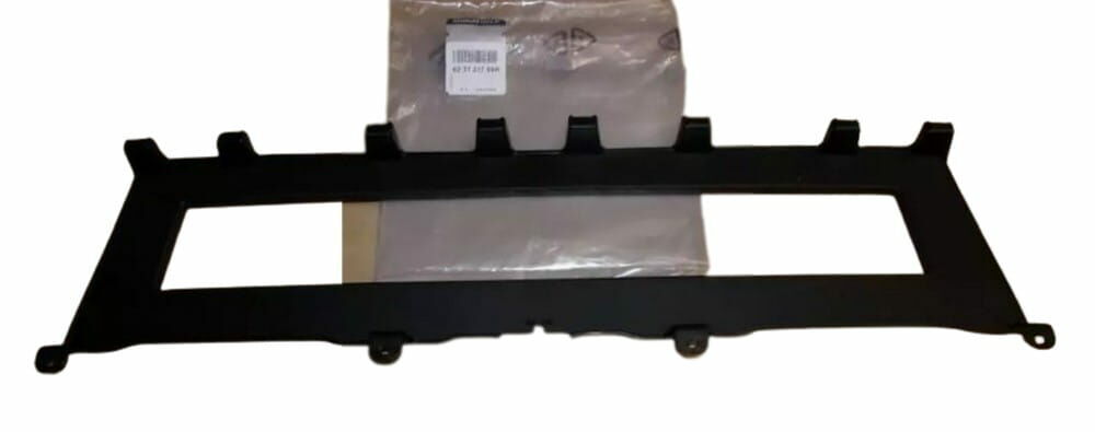 Megane 3-III Ön Tampon Plaka Çerçevesi (2013-2016) 623121799R -Renault Mais